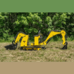 Tractopelle Phoenix 280 en action sur un chantier