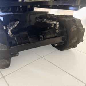 Mini-Pelle HT08 – 800 kg compacte et économique pour travaux en espaces restreints – Image 4