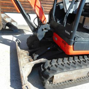 Kubota U27-4 – Mini-pelle compacte 2,5T avec godets et attache rapide – Image 10