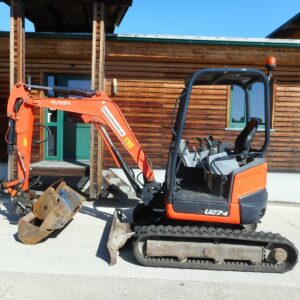 Kubota U27-4