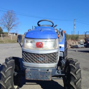 Iseki TH-26 – Micro Tracteur 29 CV d’Occasion – Image 6